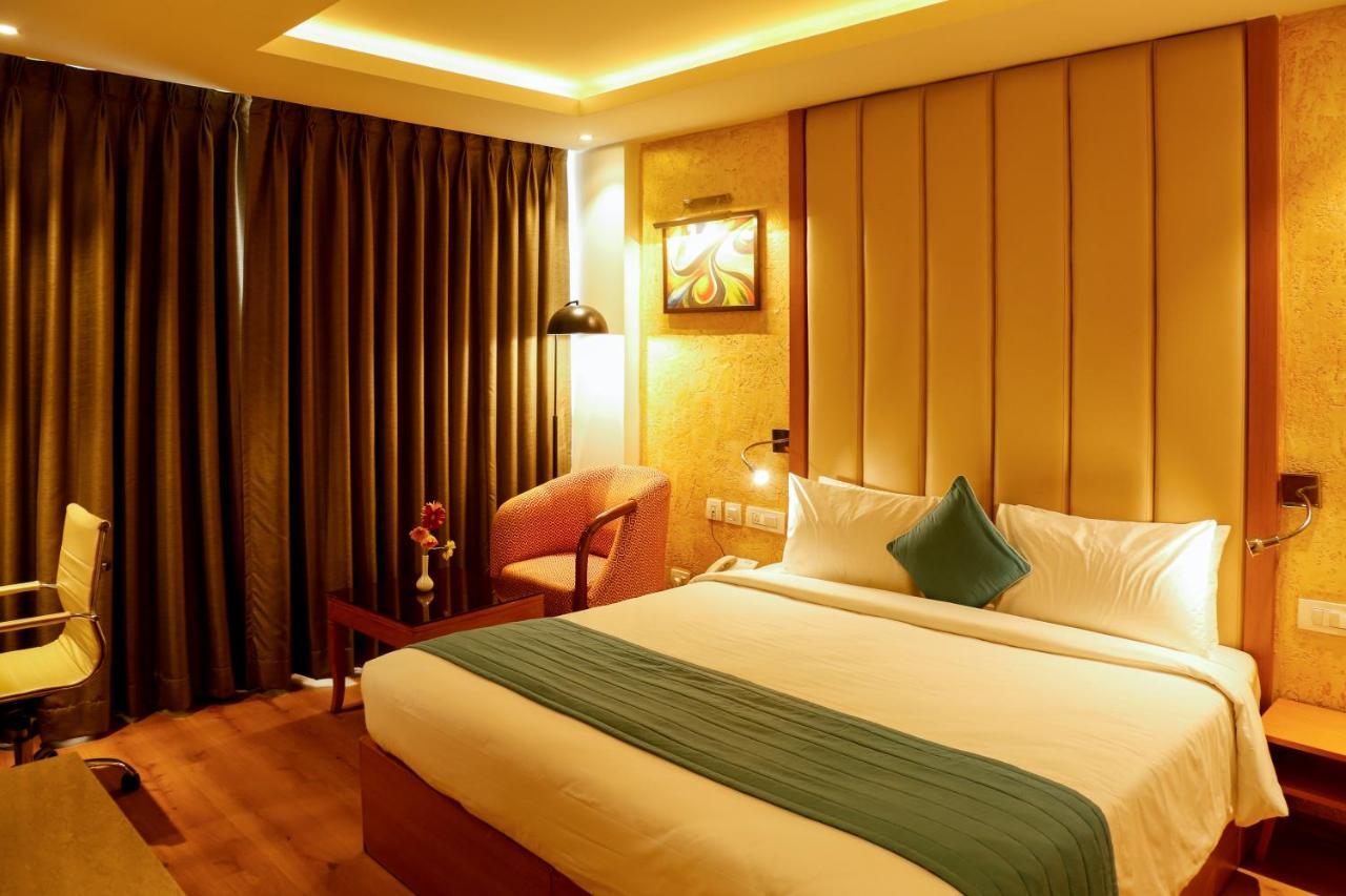 Nemesia City Center - Gurugram, Sector 29 Gurgaon Zewnętrze zdjęcie
