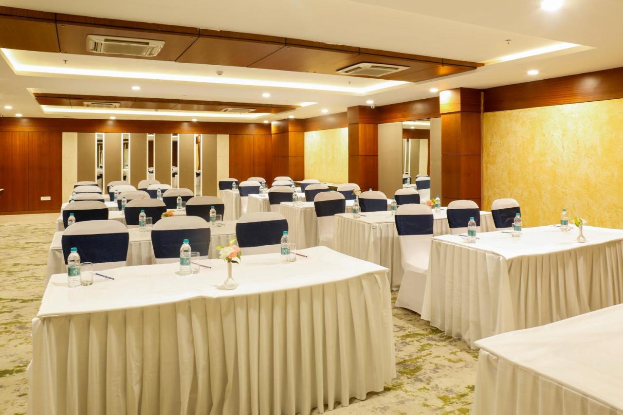 Nemesia City Center - Gurugram, Sector 29 Gurgaon Zewnętrze zdjęcie