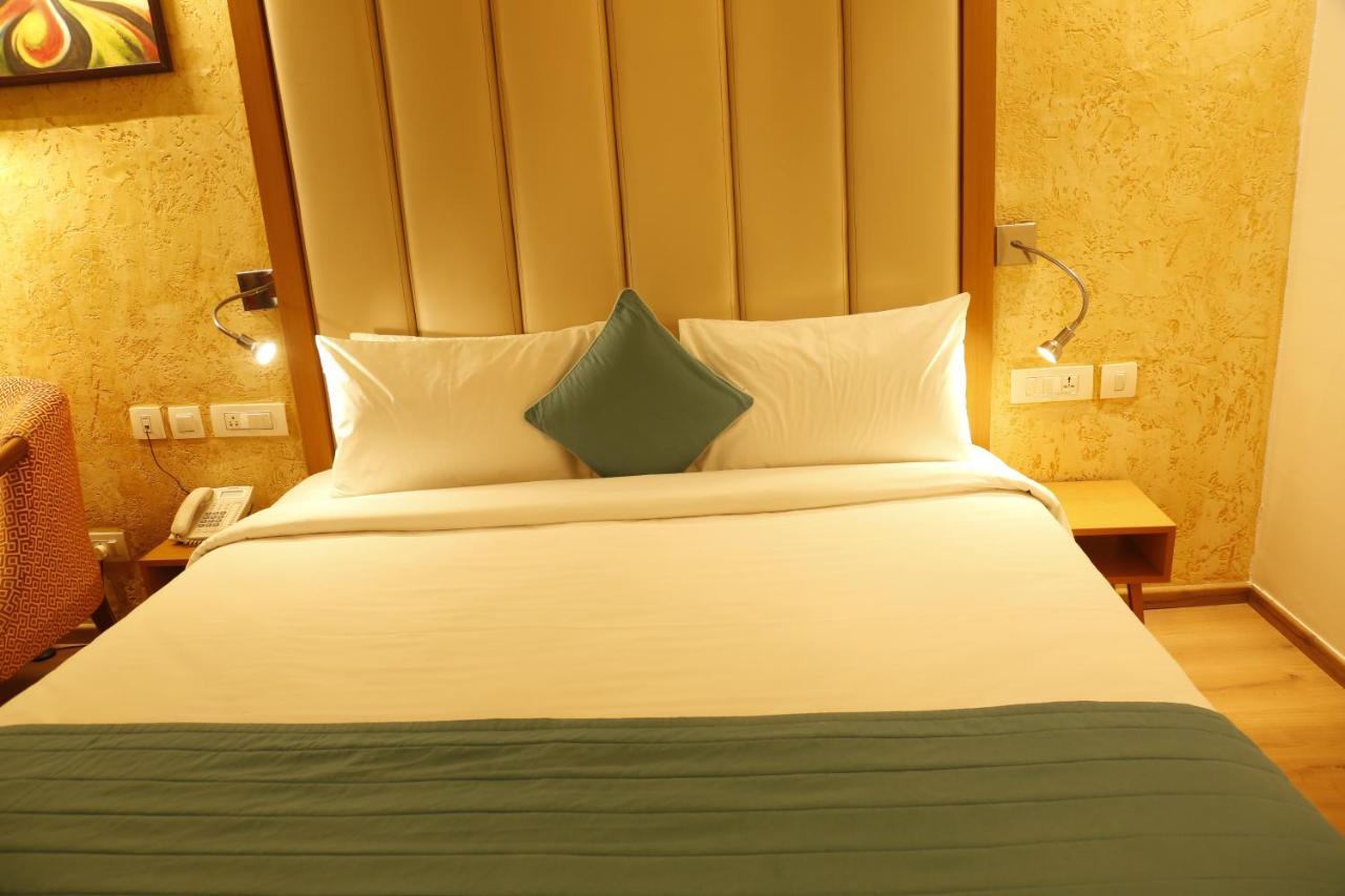 Nemesia City Center - Gurugram, Sector 29 Gurgaon Zewnętrze zdjęcie
